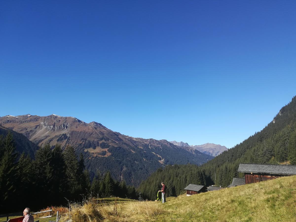 Wohlfühlpension Tirolerhof Partenen Exterior foto